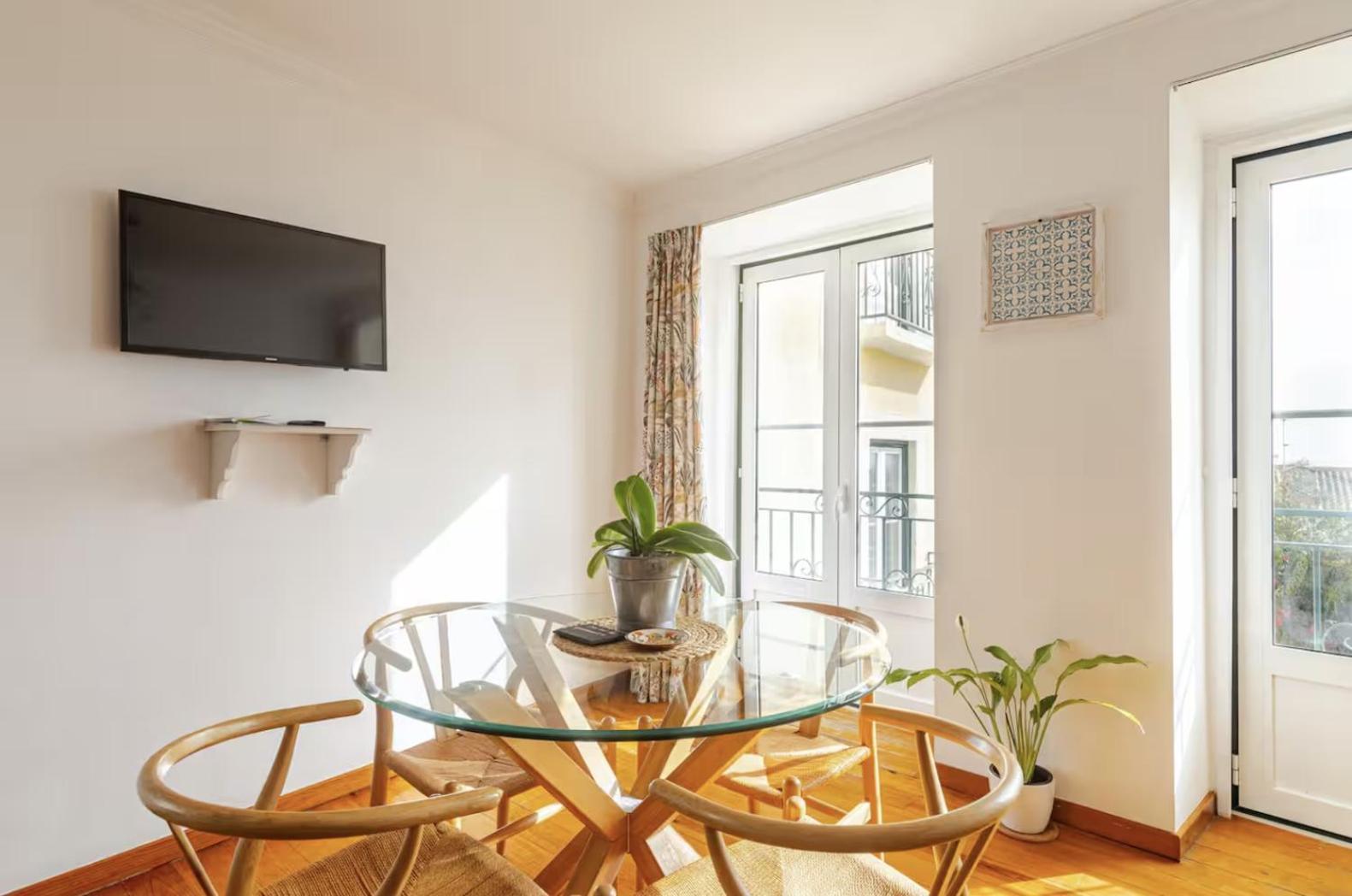 Pateo Santo Estevao-Self Catering Apartments Lisboa Exterior foto