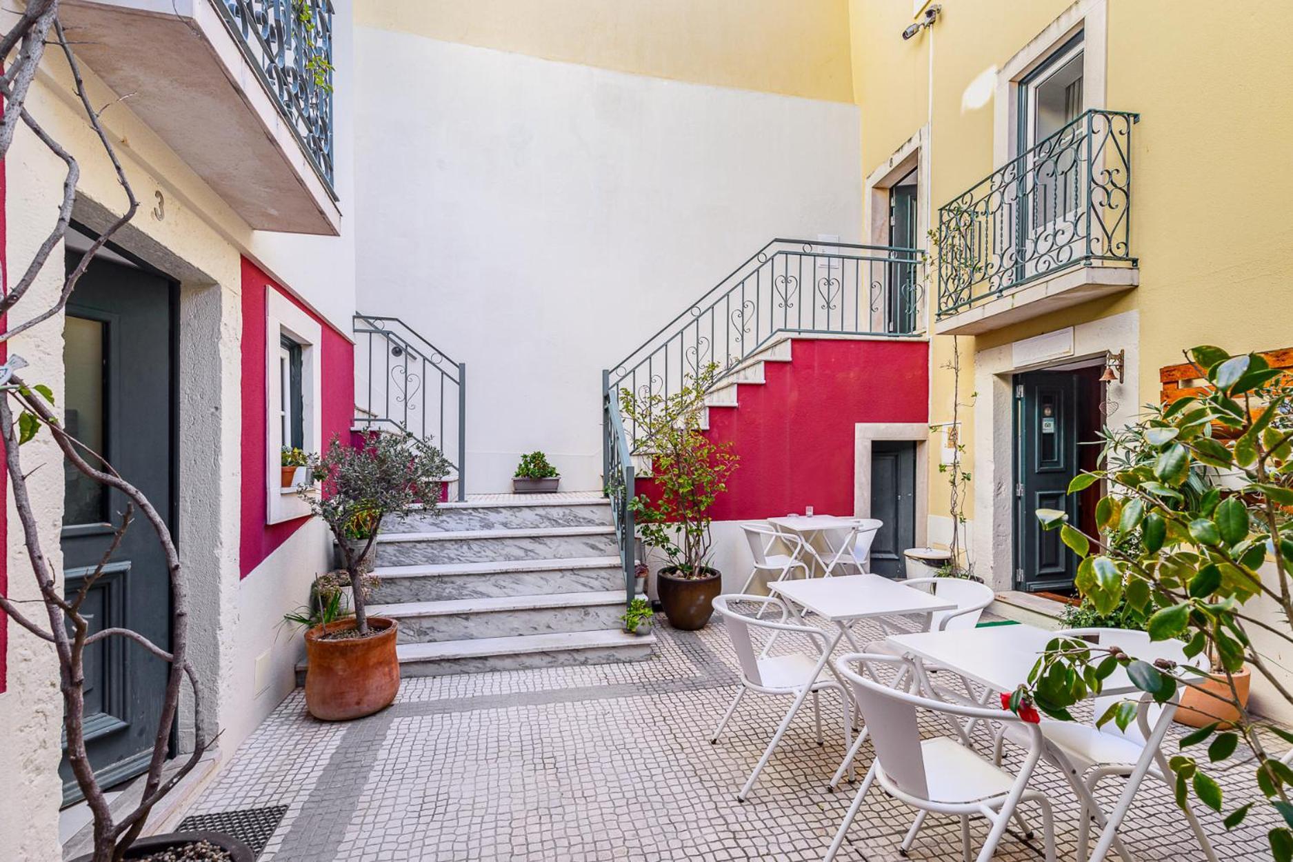 Pateo Santo Estevao-Self Catering Apartments Lisboa Exterior foto